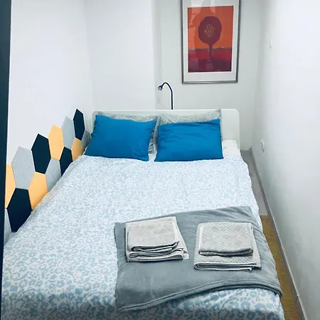 Apartment Peterfy With Inside Terrace Near The Keleti Railway Station Budapest