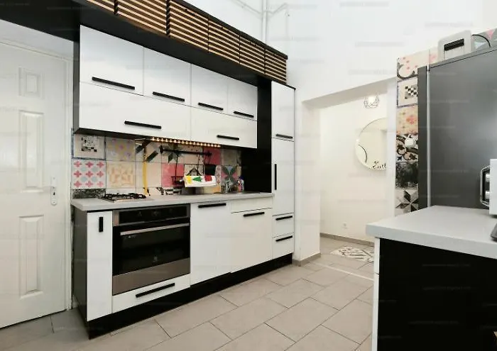 Peterfy With Inside Terrace Near The Keleti Railway Station Appartement *
